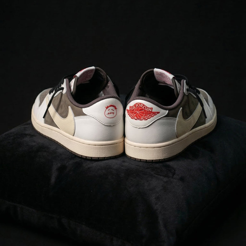 Travis Scott x Air Jordan 1 Low