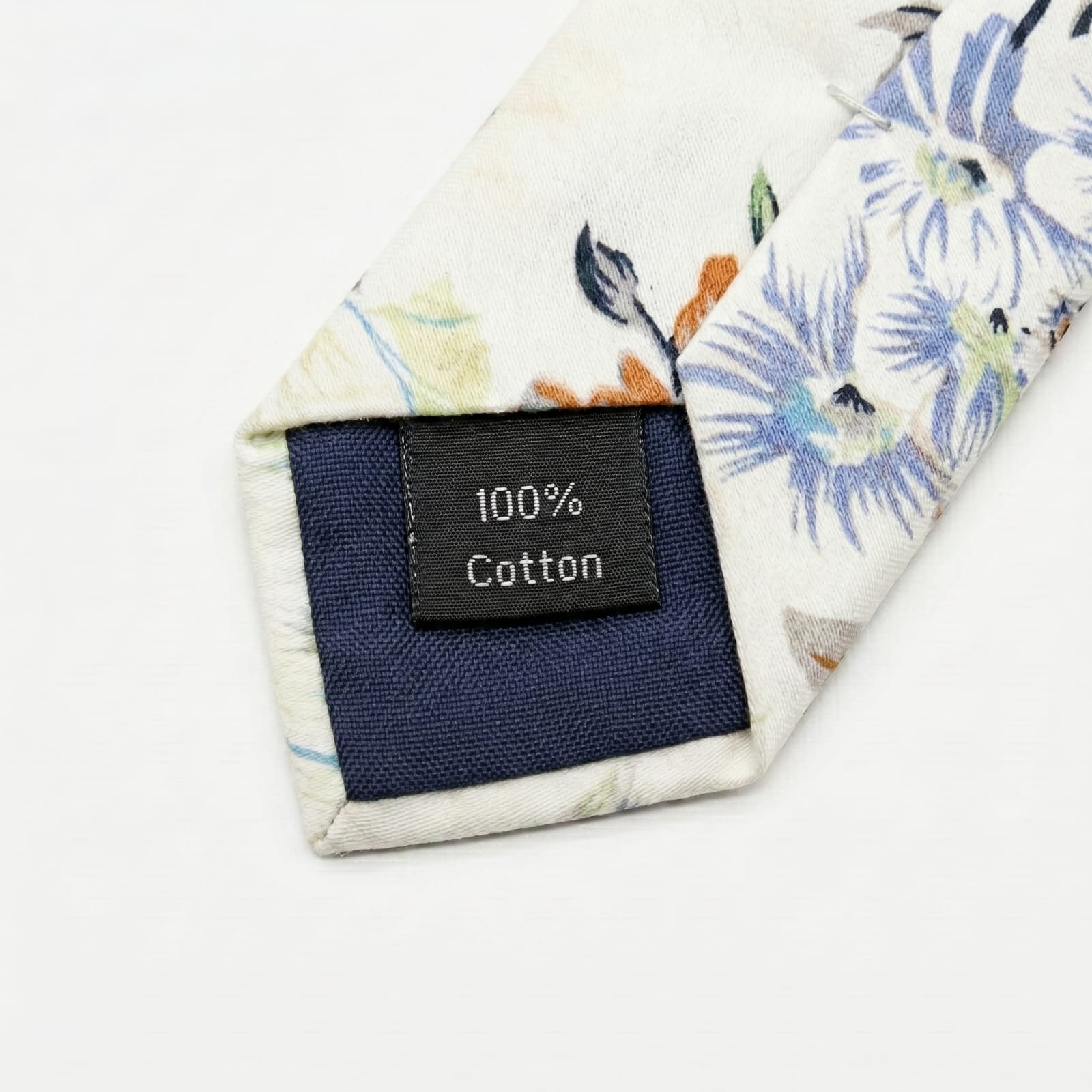 L.A. Smith British Heritage Cottagecore Floral Cotton Tie