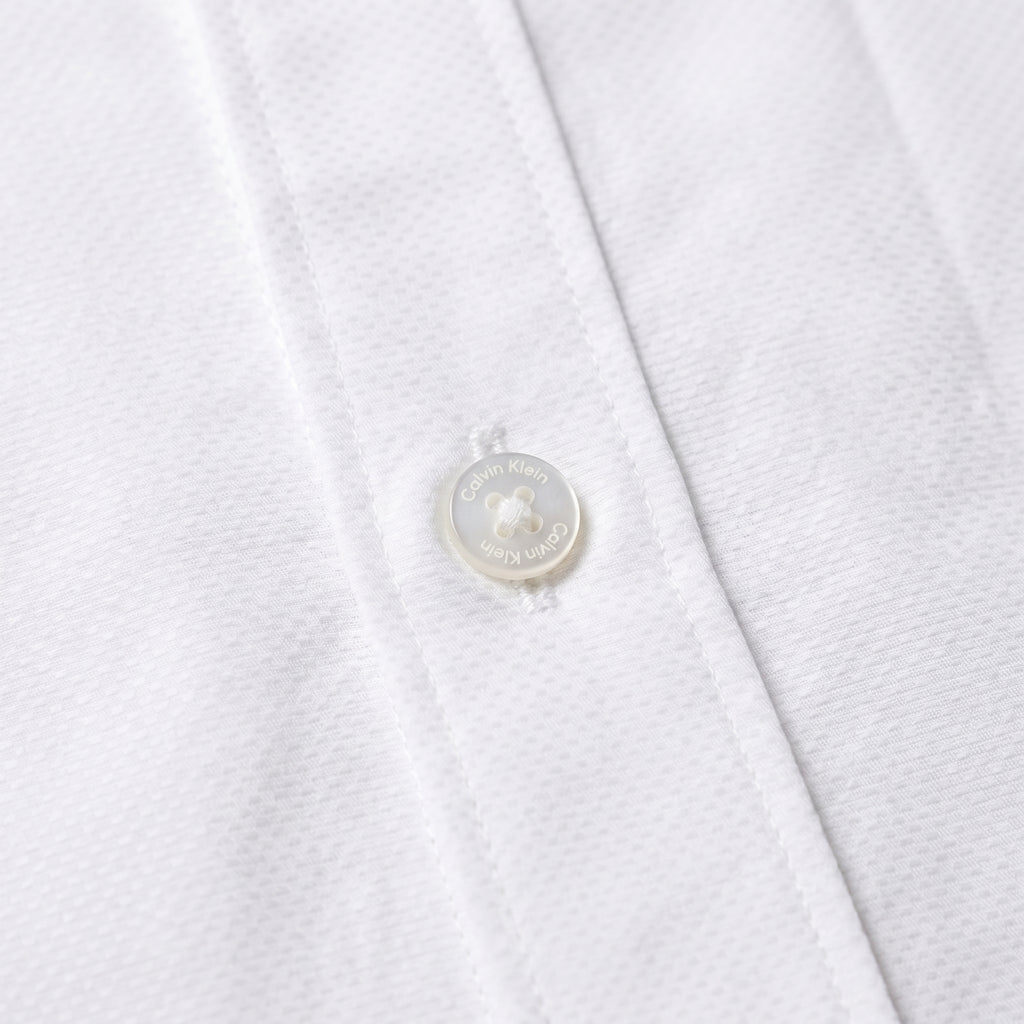CALVIN KLEIN Men's 100% Cotton Dress Shirt